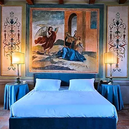 Palazzo Viviani - Castello Di Montegridolfo 4*