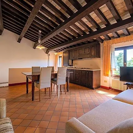 Palazzo Viviani - Castello Di Montegridolfo Hotel