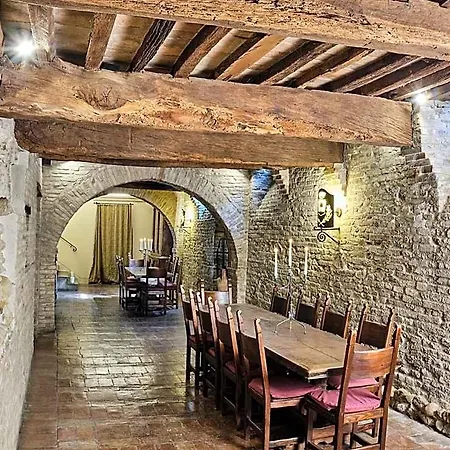 Palazzo Viviani - Castello Di Montegridolfo Hotel
