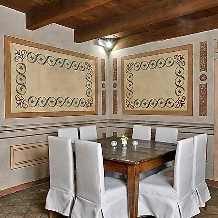 Palazzo Viviani - Castello Di Montegridolfo Hotel 4*