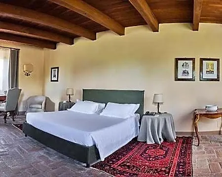 Hotel Palazzo Viviani - Castello Di Montegridolfo